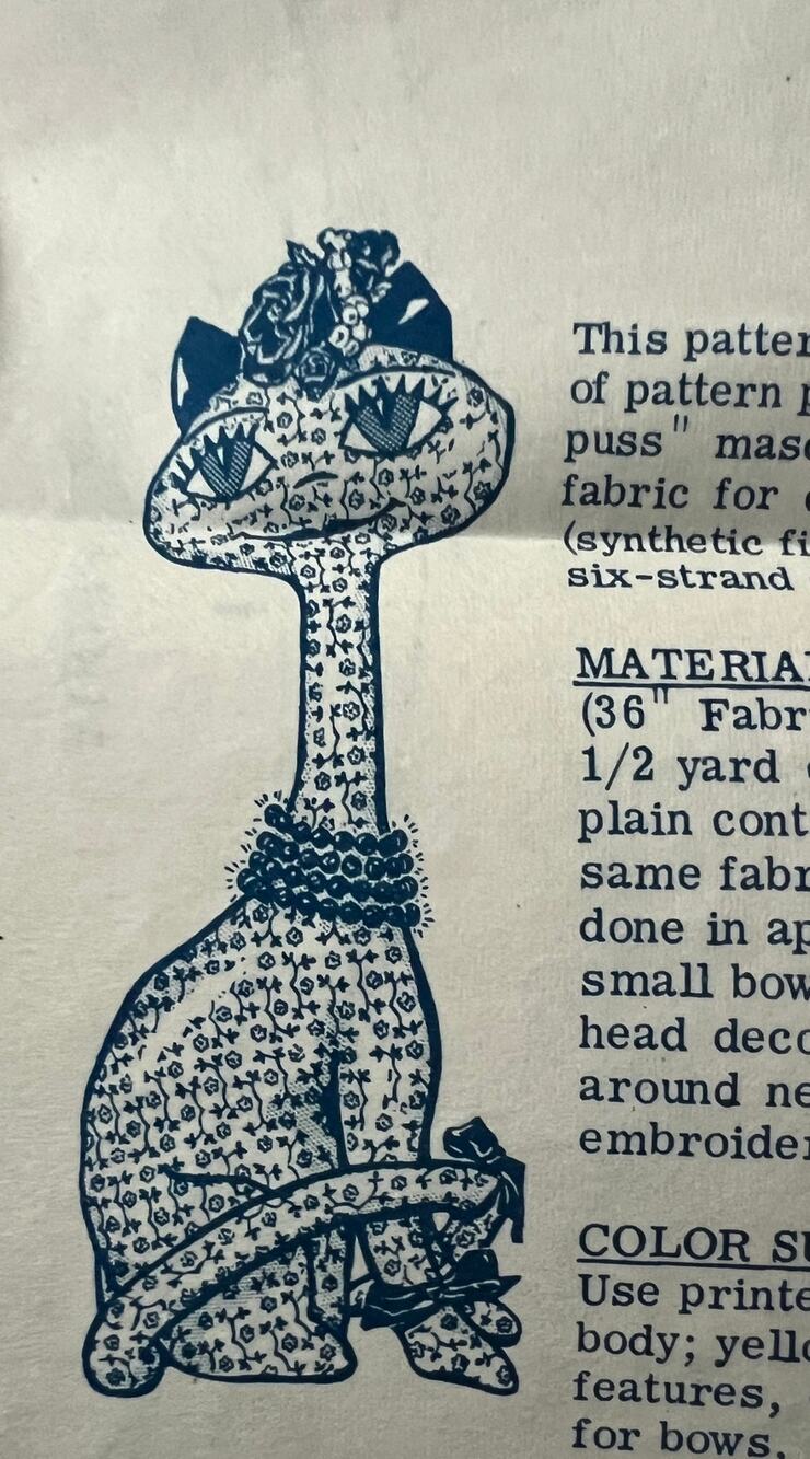 Sewing pattern 804 Long neck Plush cat 1950s 16in tall